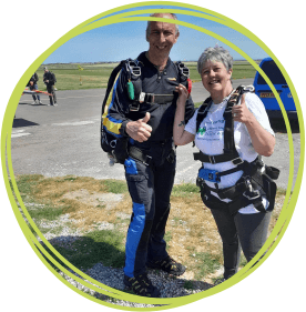 Skydivers at Perranporth